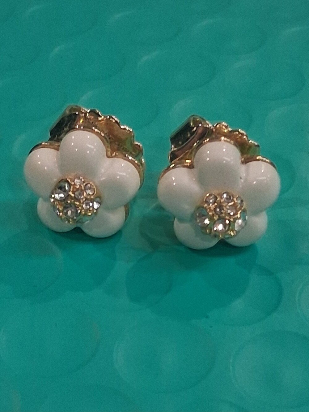 Marc Jacobs The Daisy Stud Earrings